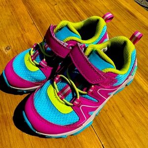 Merrell Kids Trail Quest Hiking Sneaker. Little kid 9M.